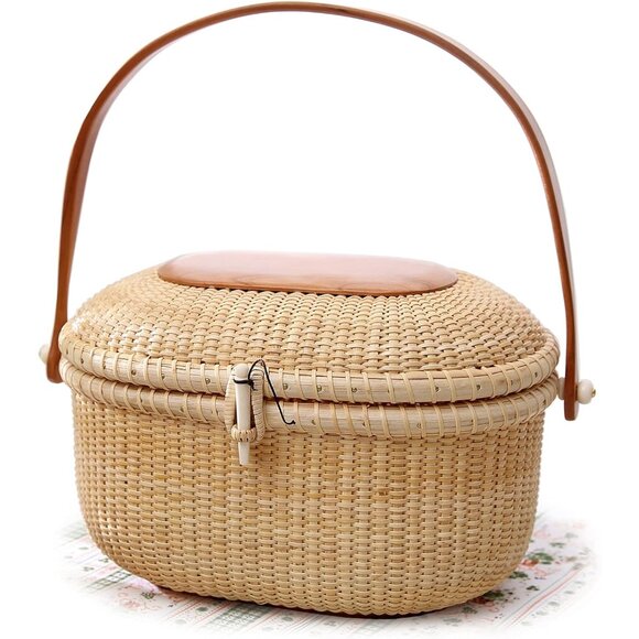 Chic Natural Rattan Oval Handwoven Purse with Cherry Wood Handle - Picture 1 of 7